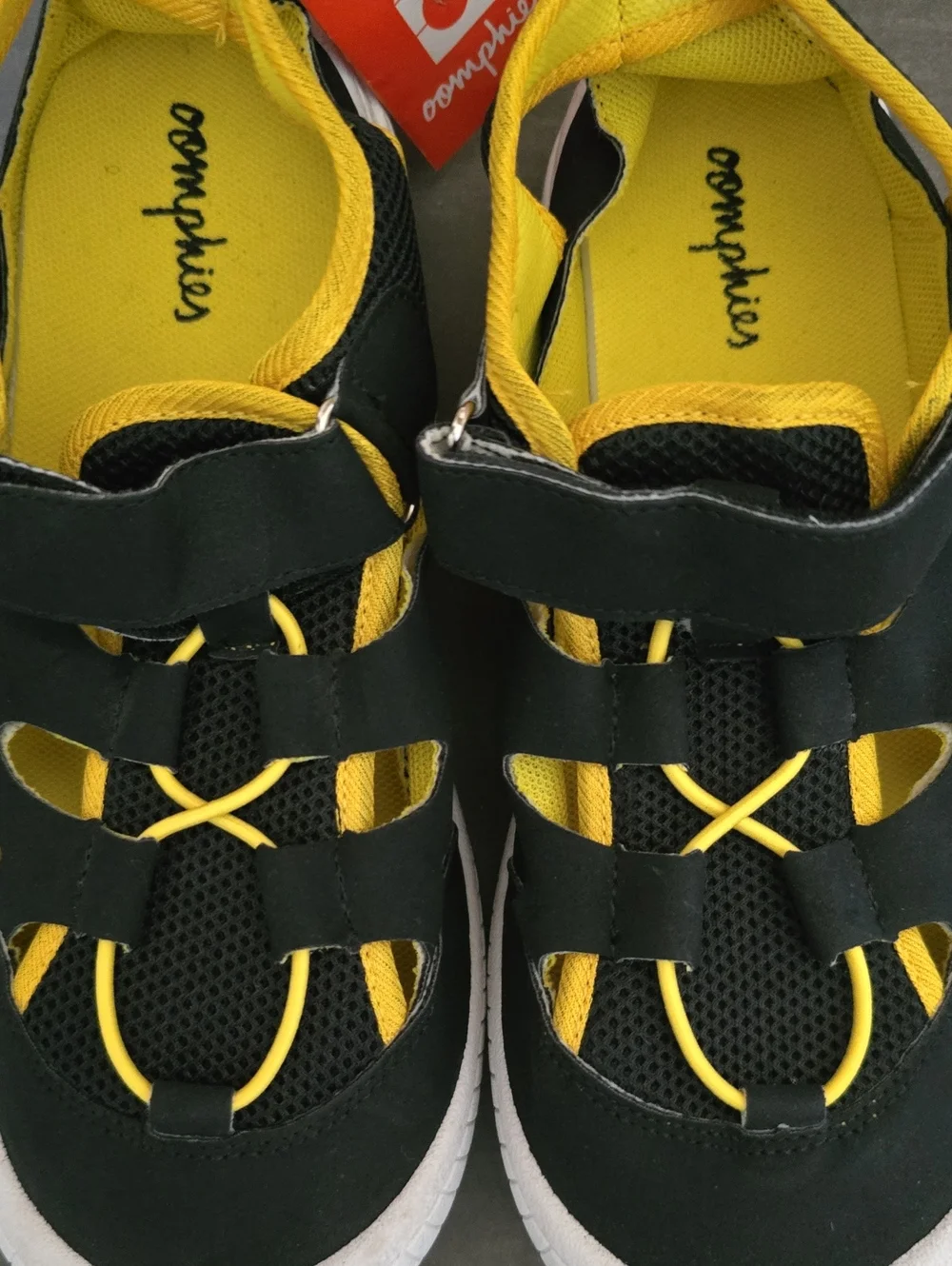 Oomphies Kids Water Sandals